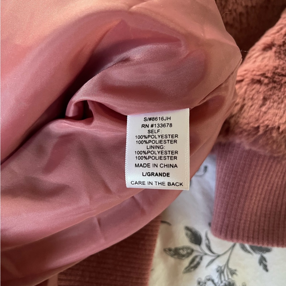 Lovetree Jacket - Picture 7 of 7